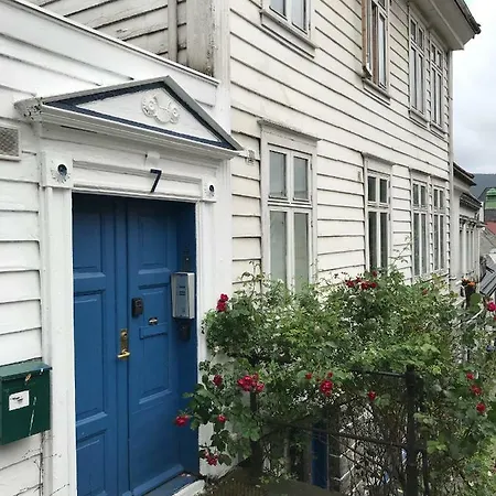 Urban Bryggen Guest house *